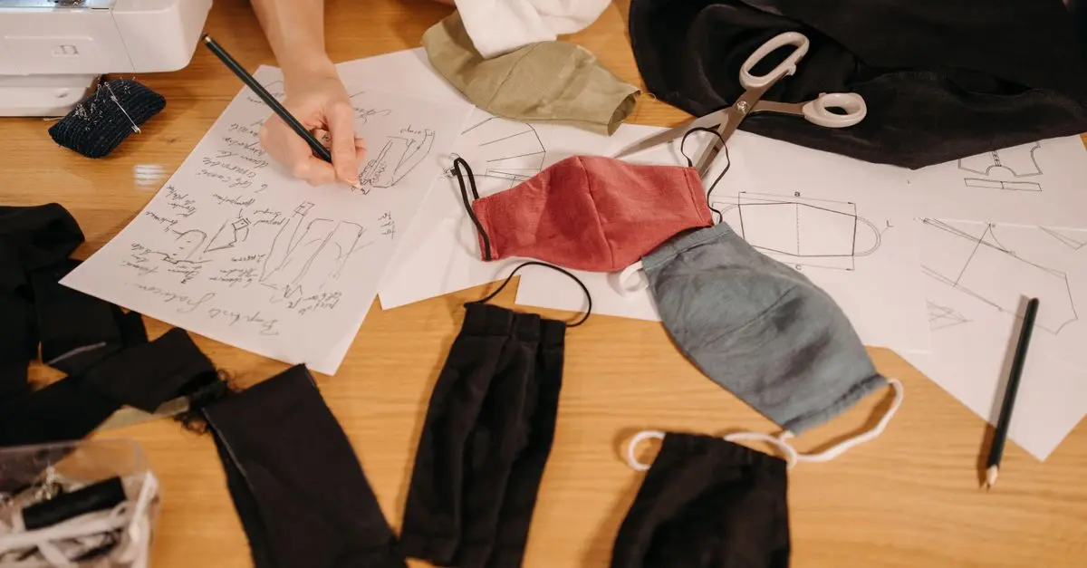 Comparatif: Masques en Latex vs Masques en Tissu